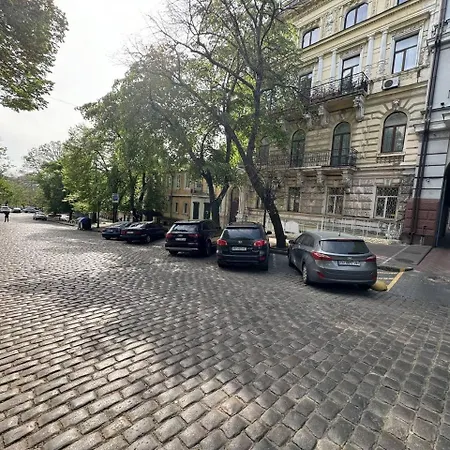 D5 Apartament